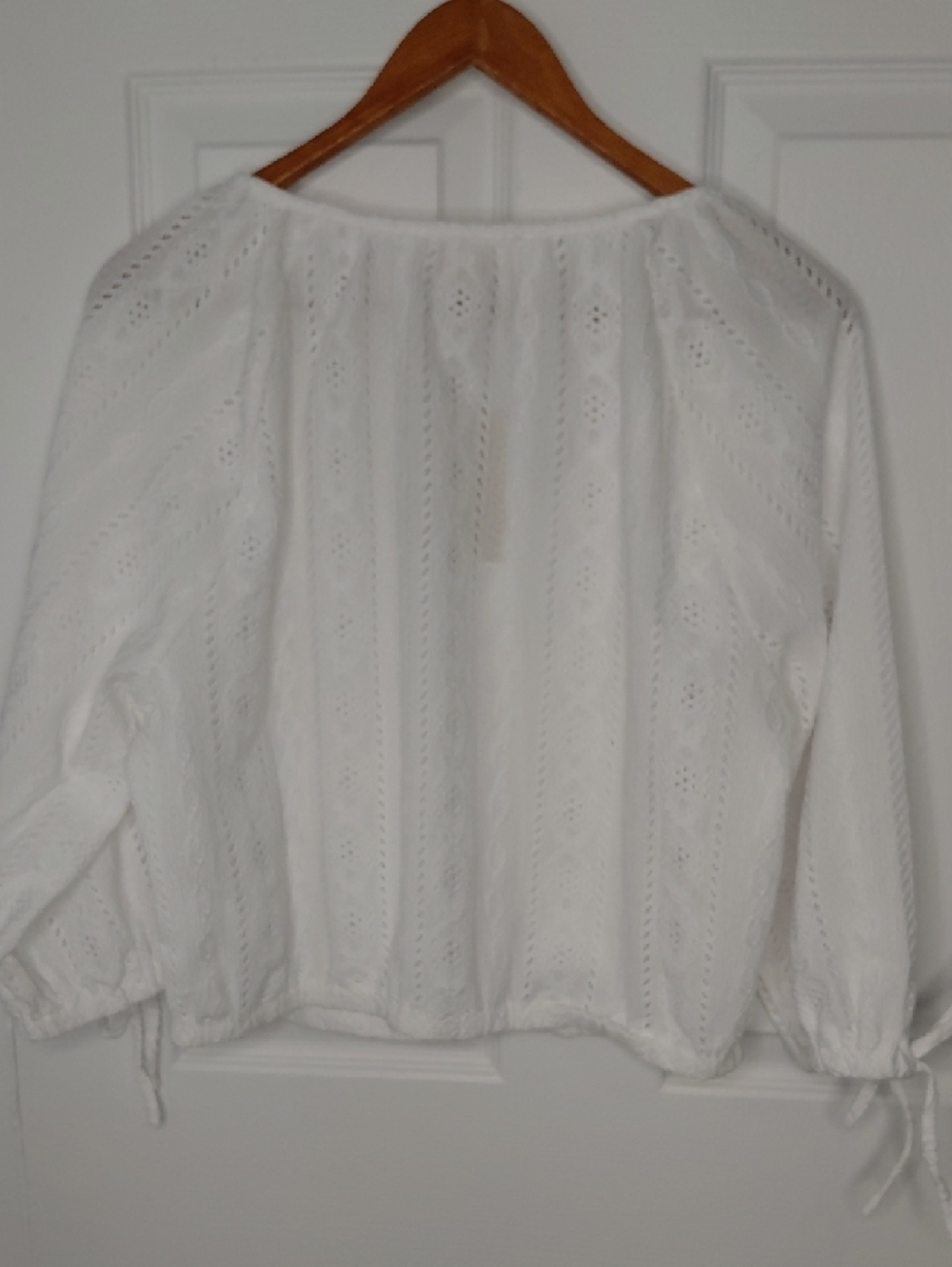 MICHAEL Michael Kors White Eyelet Tunic Blouse - Picture 5 of 5